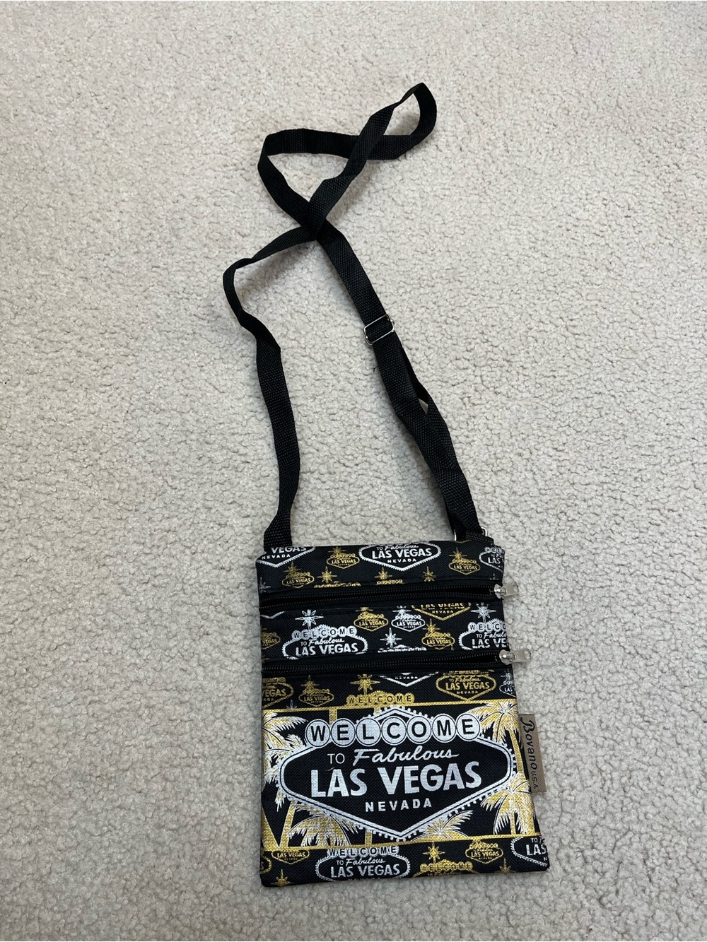 Las Vegas Black & Gold Crossbody Bag with Welcome Sign